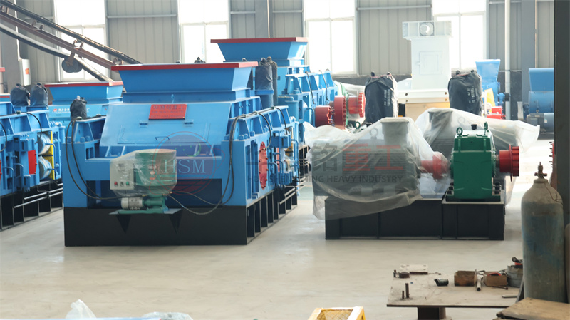 對輥制砂機(jī) 對輥制砂機(jī)