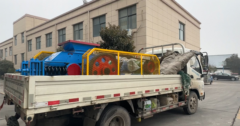 小型對輥制砂機 小型對輥制砂機