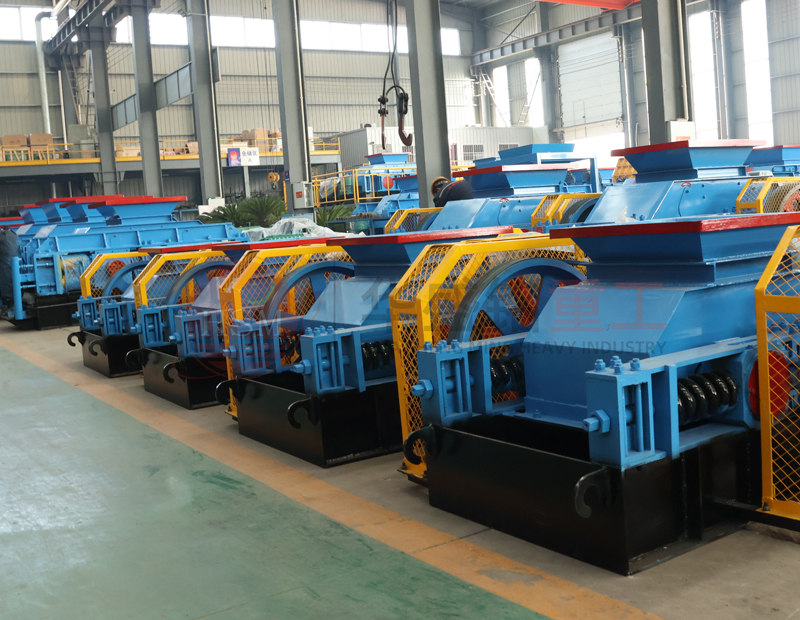 時產(chǎn)20噸對輥制砂機(jī) 時產(chǎn)20噸對輥制砂機(jī)