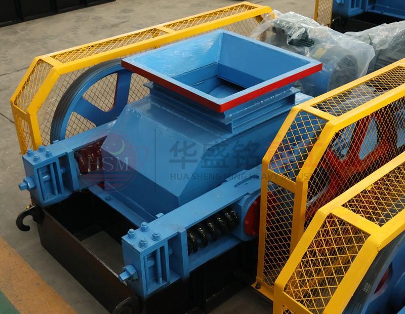 時產(chǎn)20噸對輥制砂機(jī) 時產(chǎn)20噸對輥制砂機(jī)